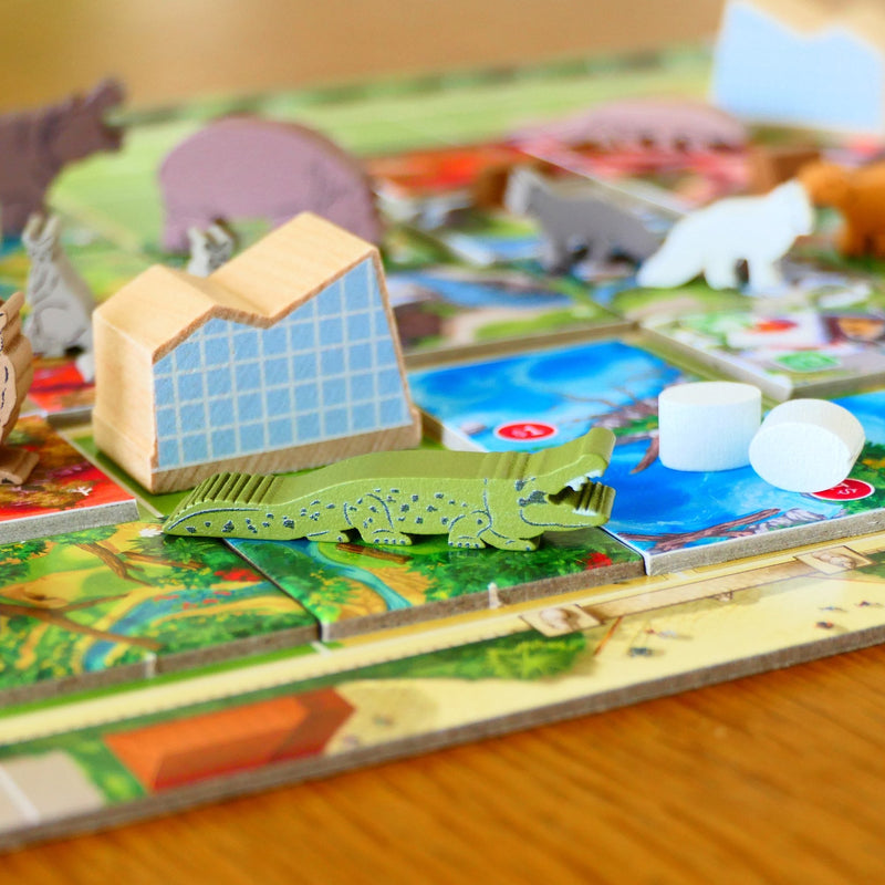 Zoo Tycoon: The Board Game - New Shores Expansion - Deluxe Edition (Ding & Dent)